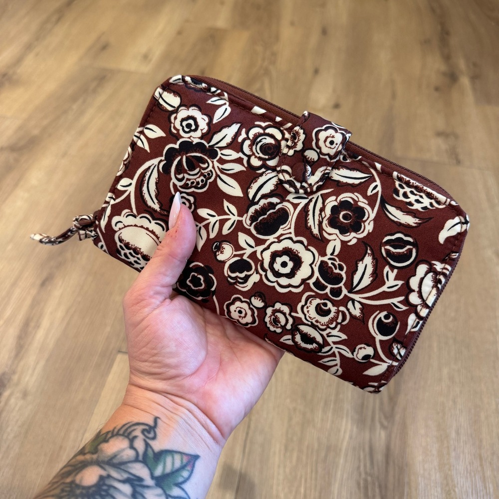 Vera Bradley Large Tab Wallet Bubbly Flowers Cinnamon Floral Quilted NWT